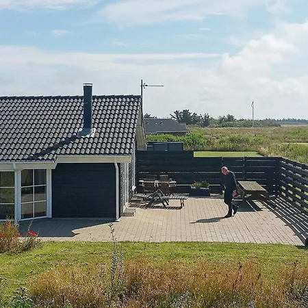 Modern Oasis In Scenic Lokken-by Traum