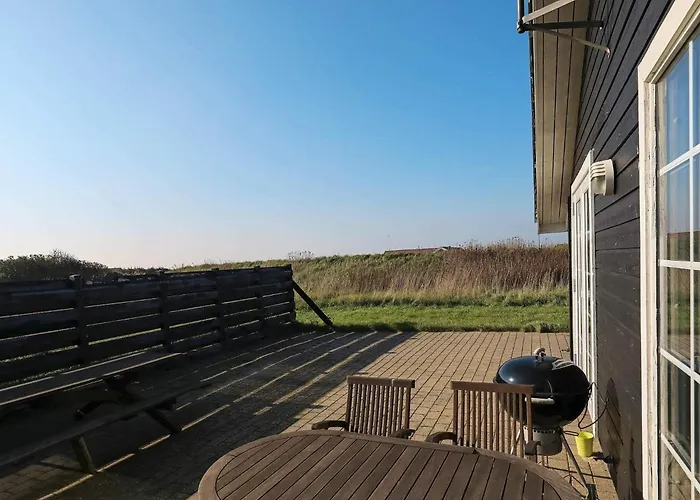 Modern Oasis In Scenic Lokken-by Traum Løkken